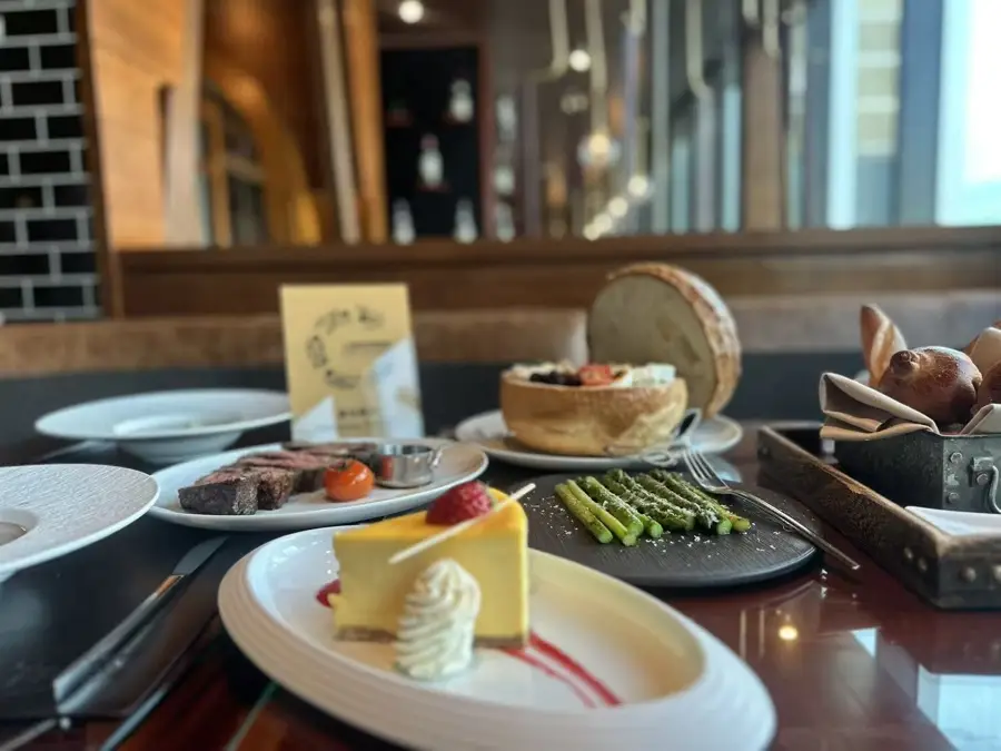 “上海環球美食匯”啟動5天，多家“歐陸風味”餐廳客流增幅超20%