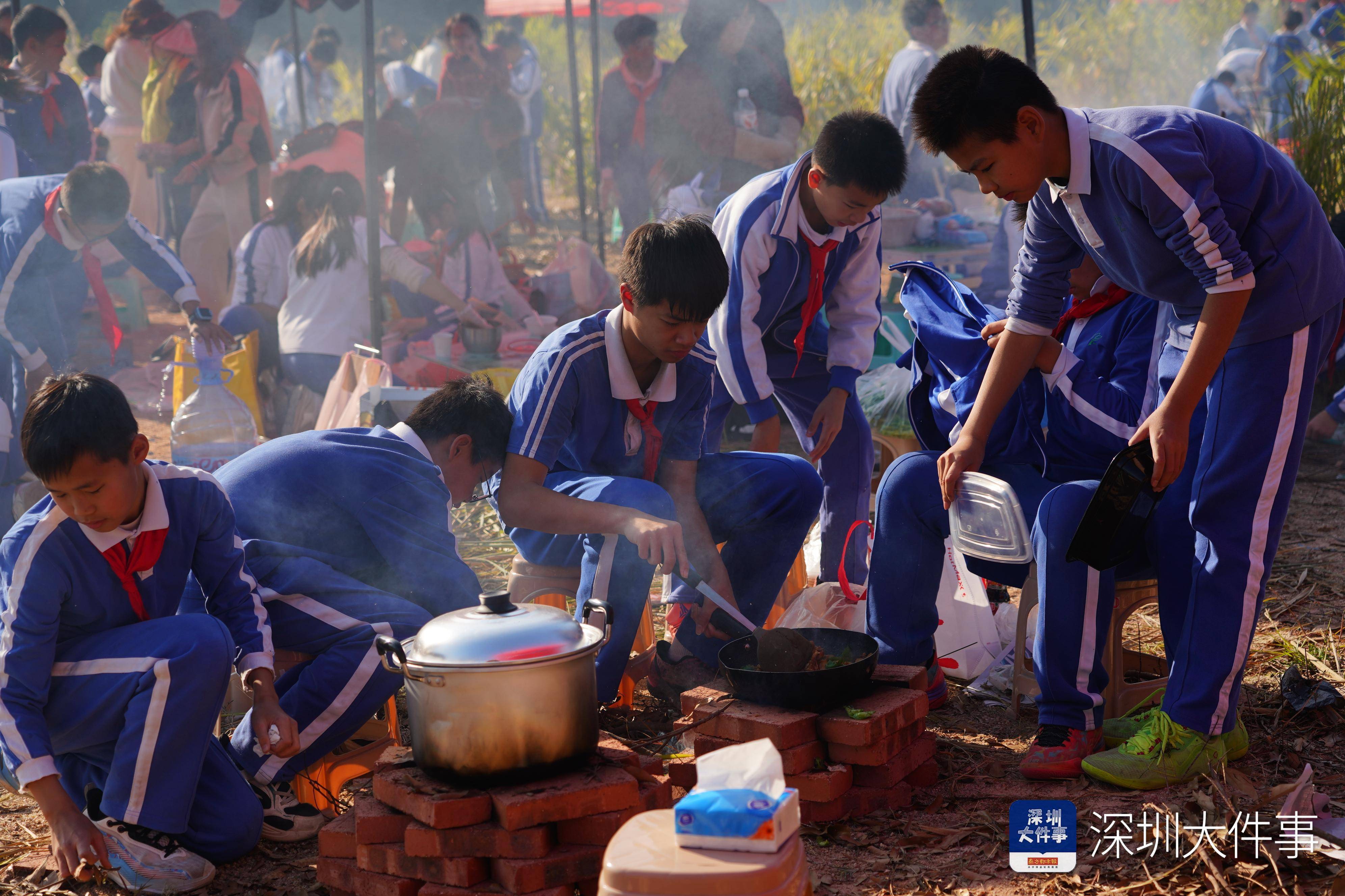 把課堂搬到野外！深圳小學生野炊“畢業考”真香