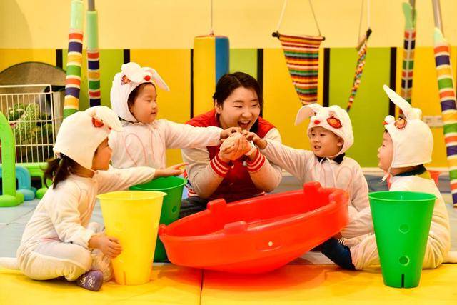 科學與健康丨全方位支援 降低生育養育教育成本