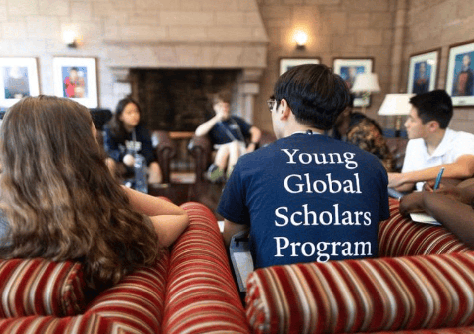 科技巨頭開始“只招高中生”，大學被濃縮成“4個月”