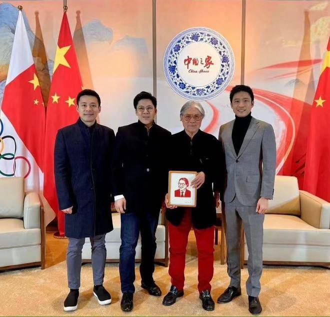 原創霍啟山娜然義大利旅遊被偶遇，霍家親屬同行引關注