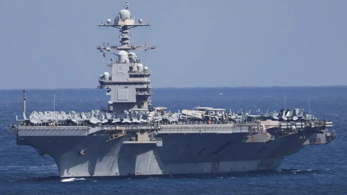 原創大火燒超30小時！“福特”號內部慘狀曝光，600人只能睡地板