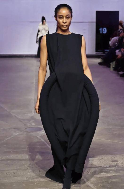 服裝畢業設計釋出 | 2026中央聖馬丁藝術與設計學院-研究生服裝畢業秀！