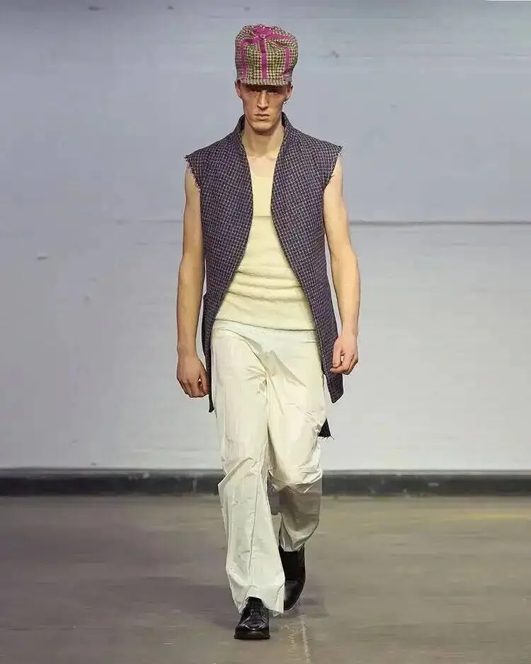 服裝畢業設計釋出 | 2026中央聖馬丁藝術與設計學院-研究生服裝畢業秀！