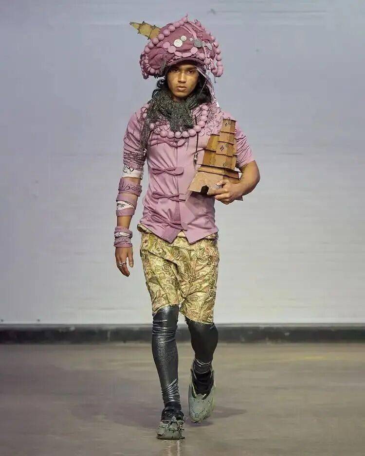 服裝畢業設計釋出 | 2026中央聖馬丁藝術與設計學院-研究生服裝畢業秀！