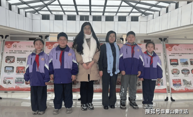 霍山文峰小學開展“雷鋒月”系列活動